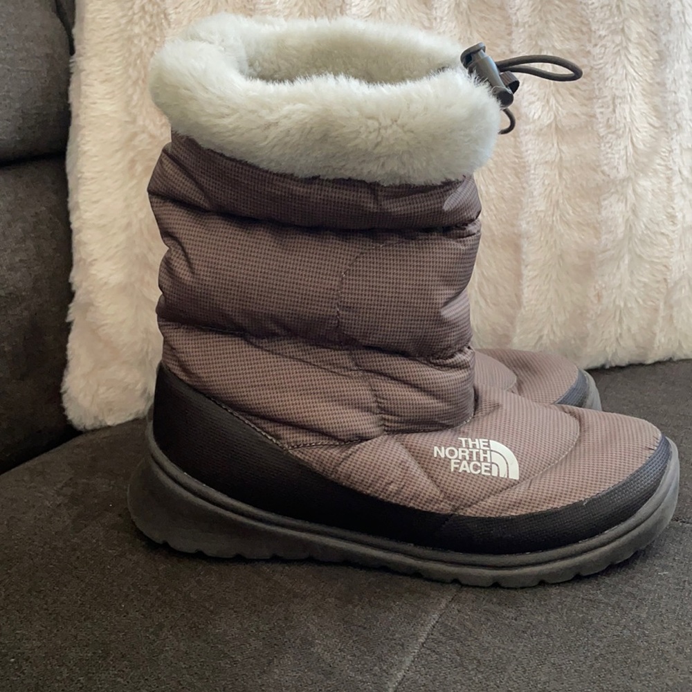 North face snow boot 5